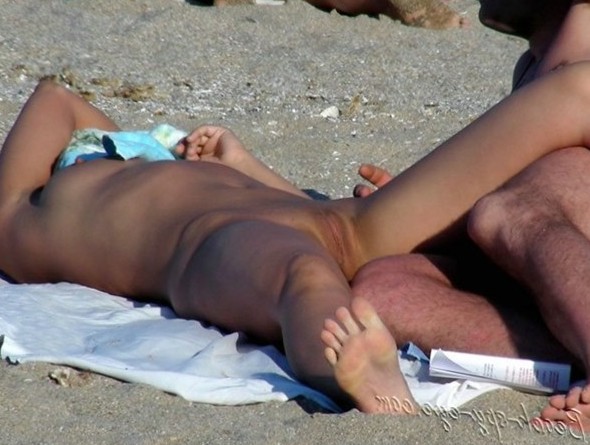 Cunts on Beach - Hot beach girl has the amazing body and she loves the thrill of flashing off her body in public!