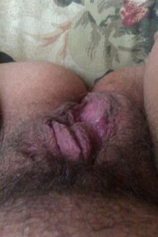 This is a nice pussy to fuck!!!!  Who'd like to???